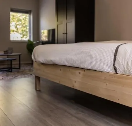 Urban Luxe Gelegen Met Wasmachine *