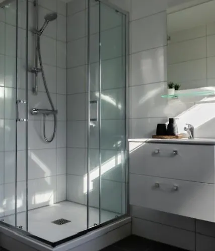 Urban Luxe Gelegen Met Wasmachine * Τίλμπουργκ