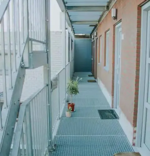 Urban Luxe Gelegen Met Wasmachine * Tilburg